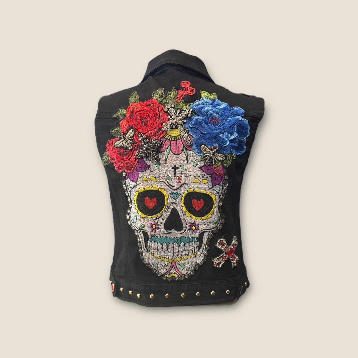 Chaleco negro calavera catrina y flores