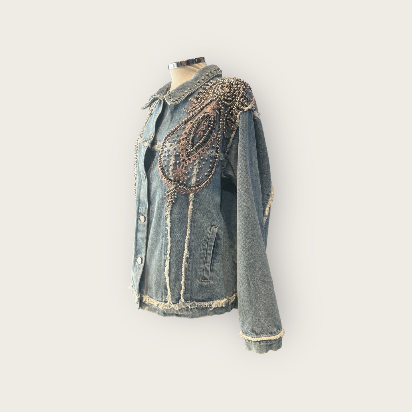 Chaqueta vaquera denim bordada