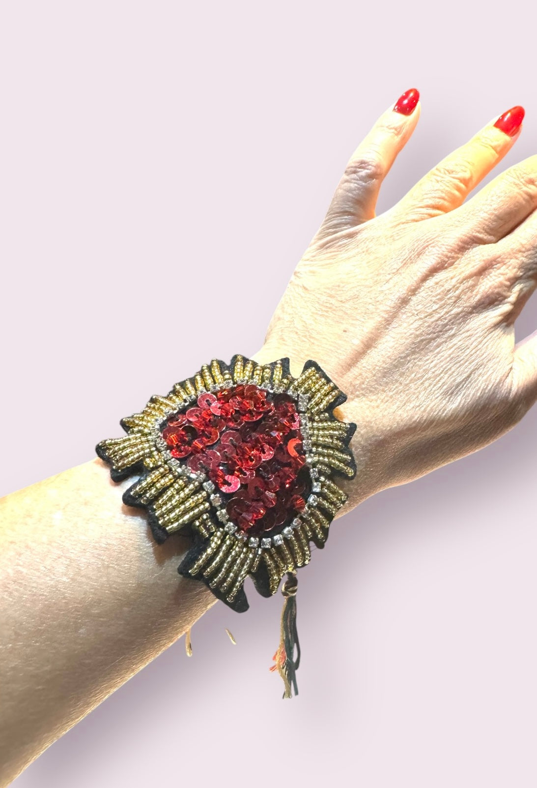 Pulsera macramé corazón