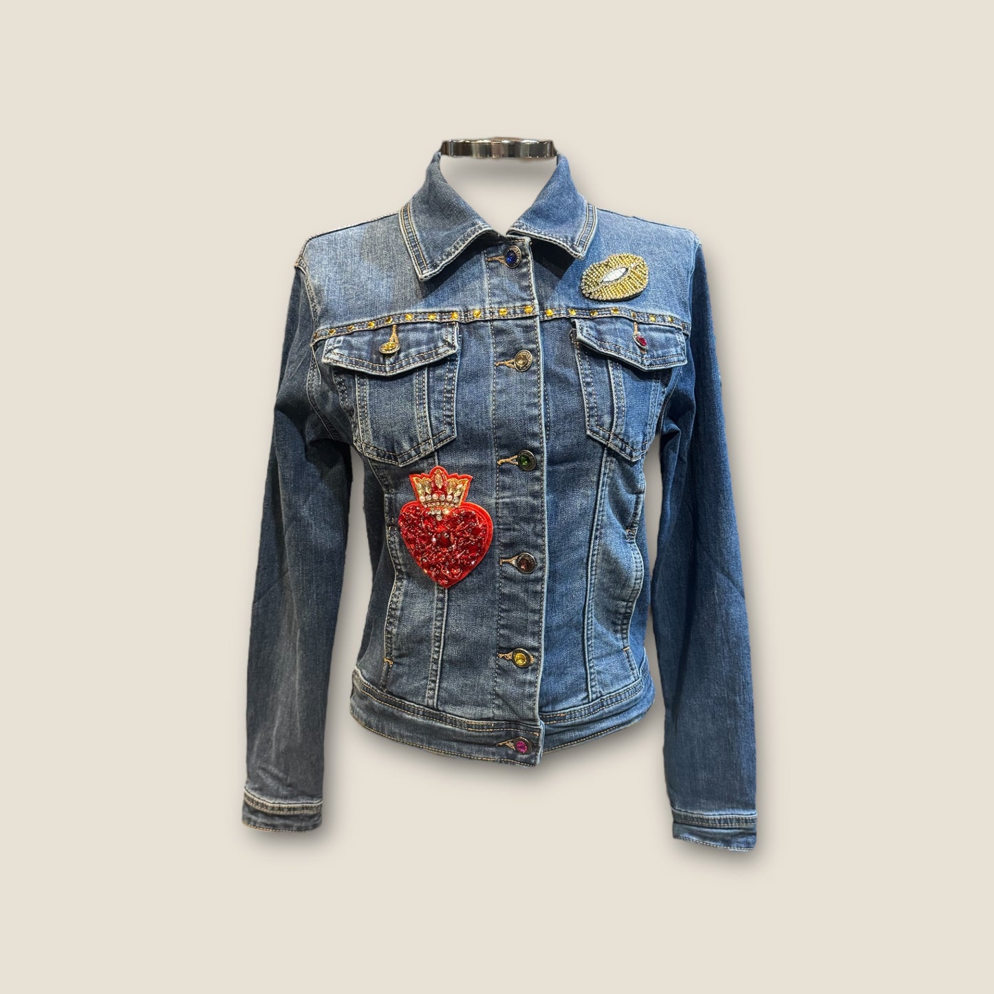 Chaqueta calavera catrina con flores y pedreria