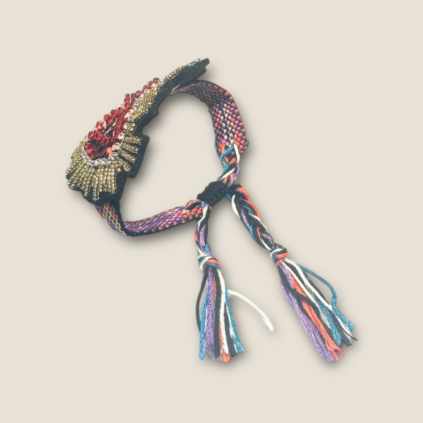 Pulsera macramé corazón