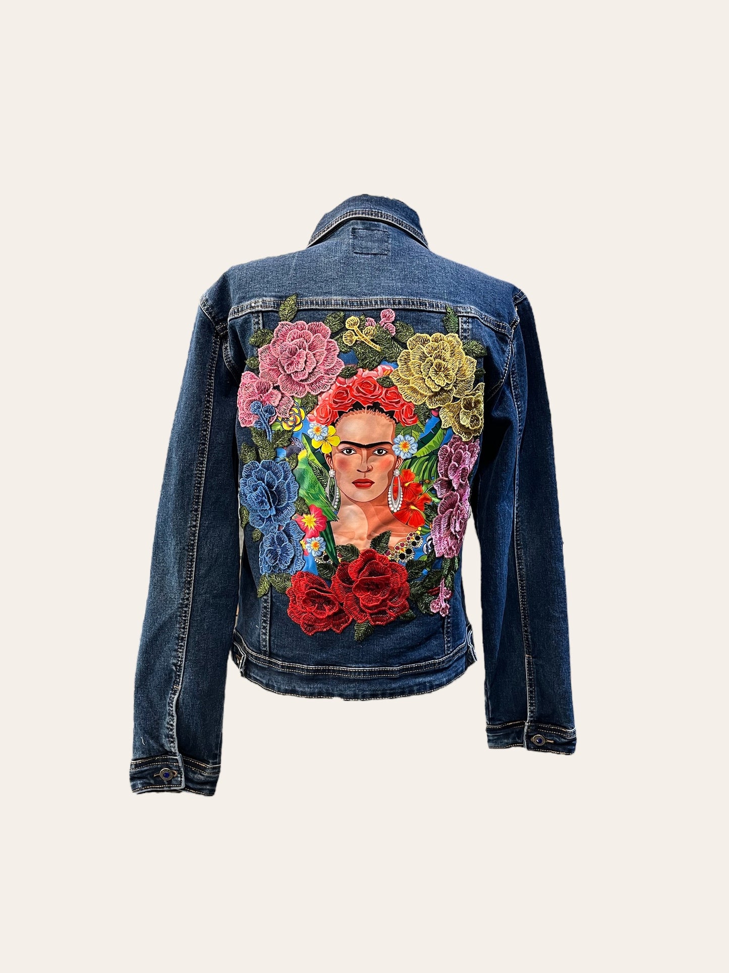Chaqueta vaquera Frida bordeada de flores