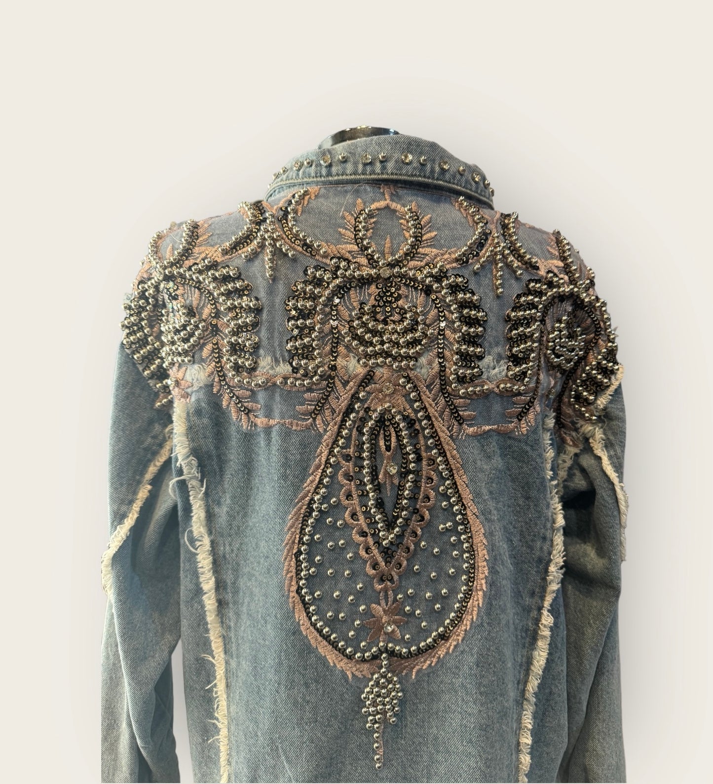 Chaqueta vaquera denim bordada