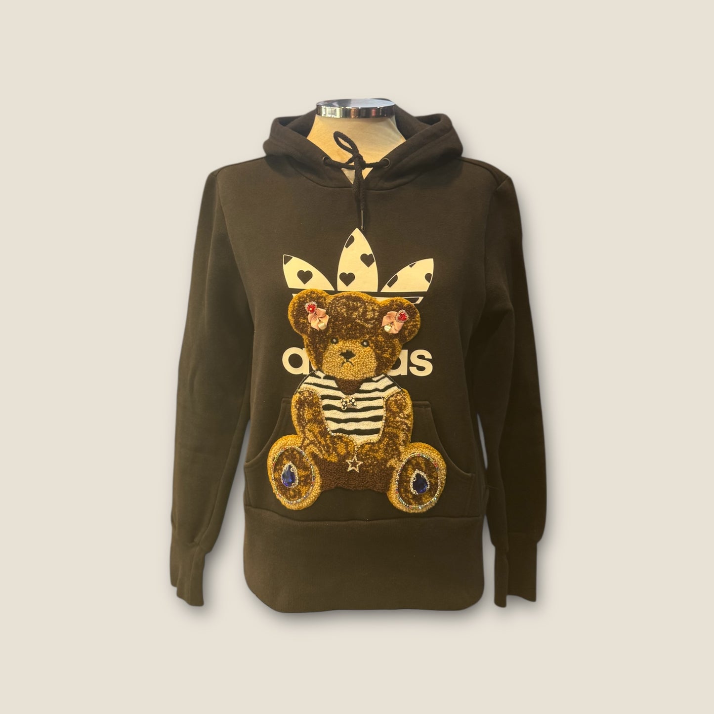Sudadera capucha negra con osito