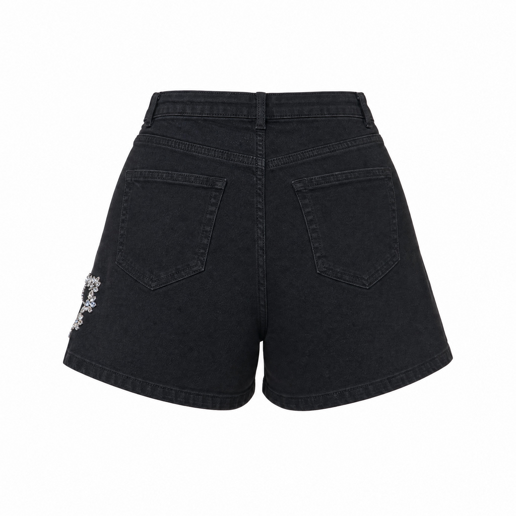 Pantalón corto corazones