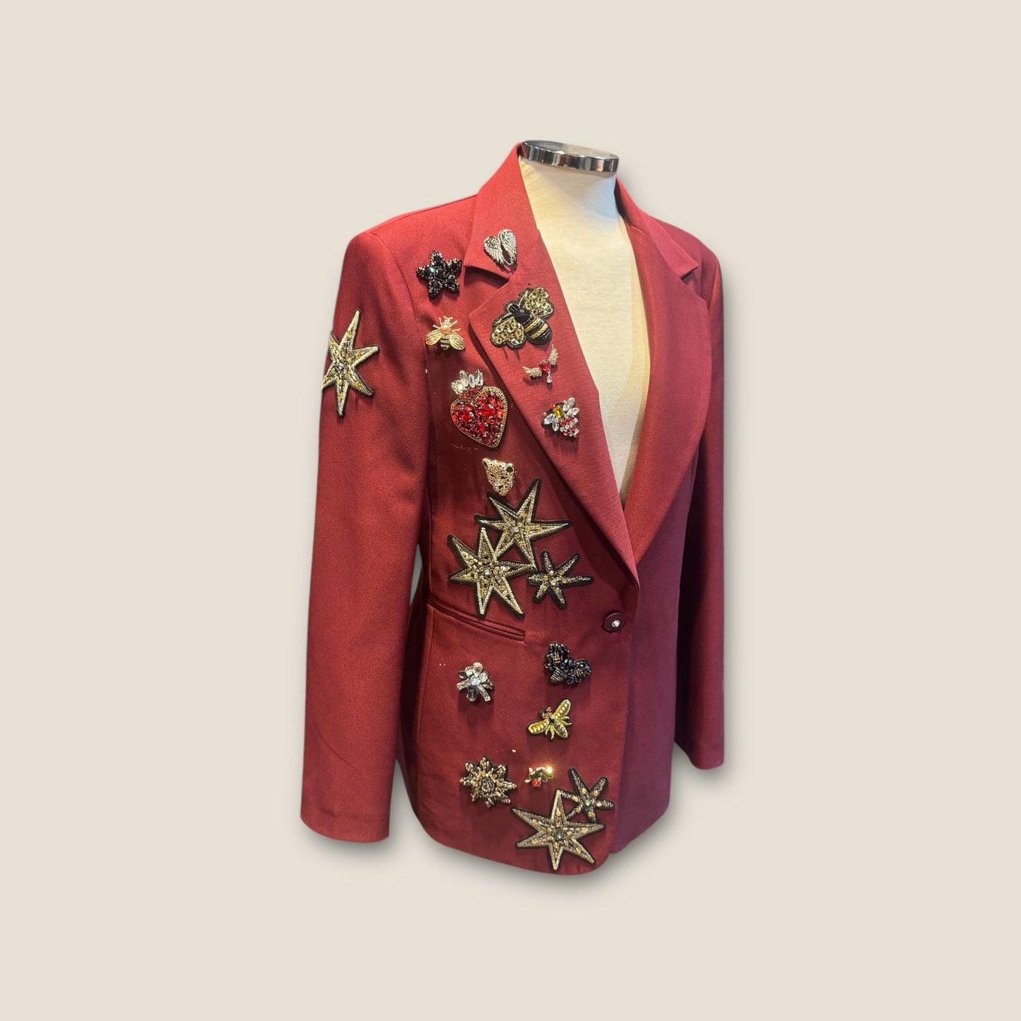 Blazer Granate con aplicaciones pedrería