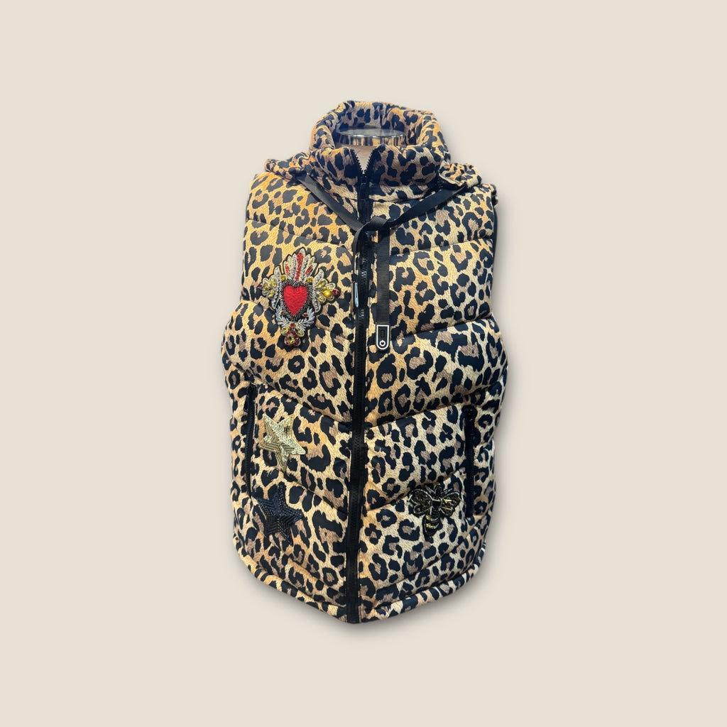 Chaleco acolchado animal print con parches