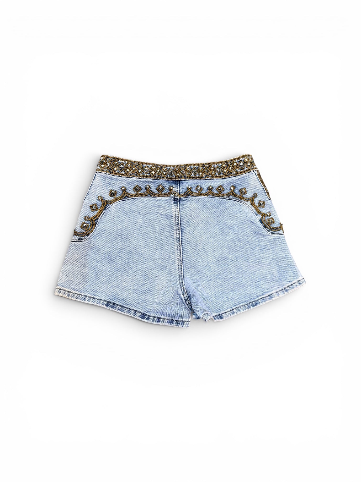 Pantalón corto bordado étnico