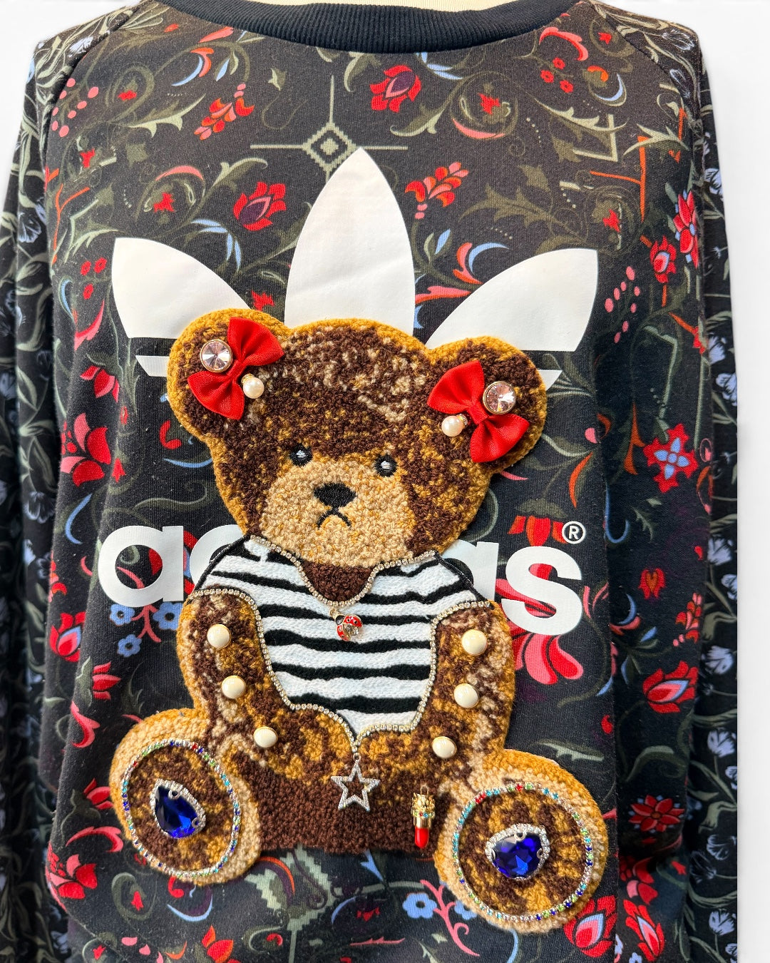 Sudadera Adidas Estampada con Osito