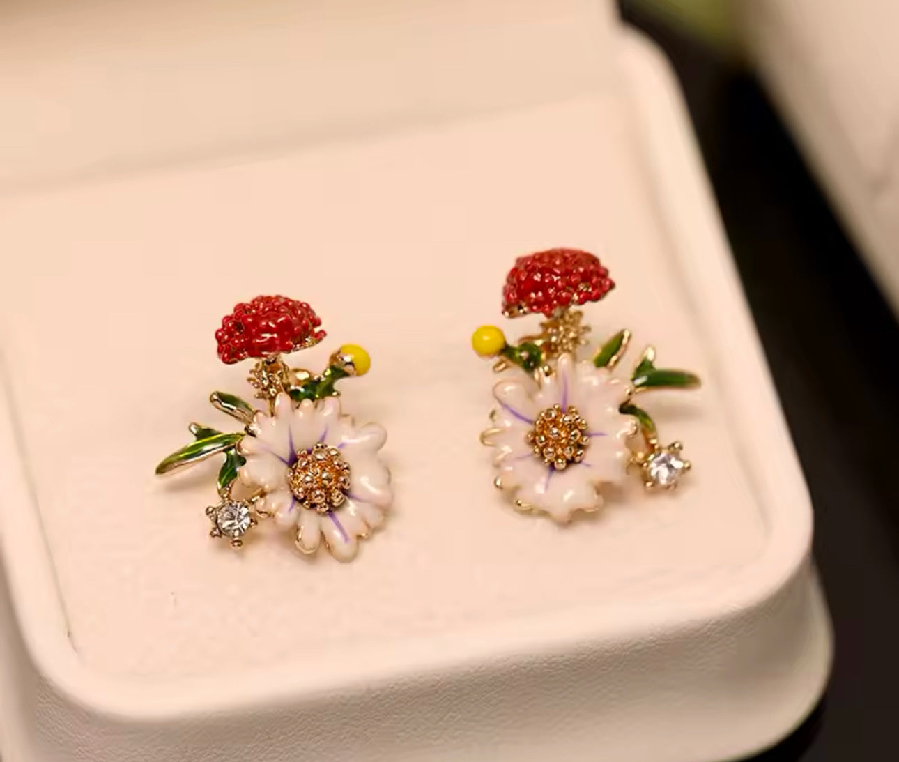 Pendientes esmalte flores