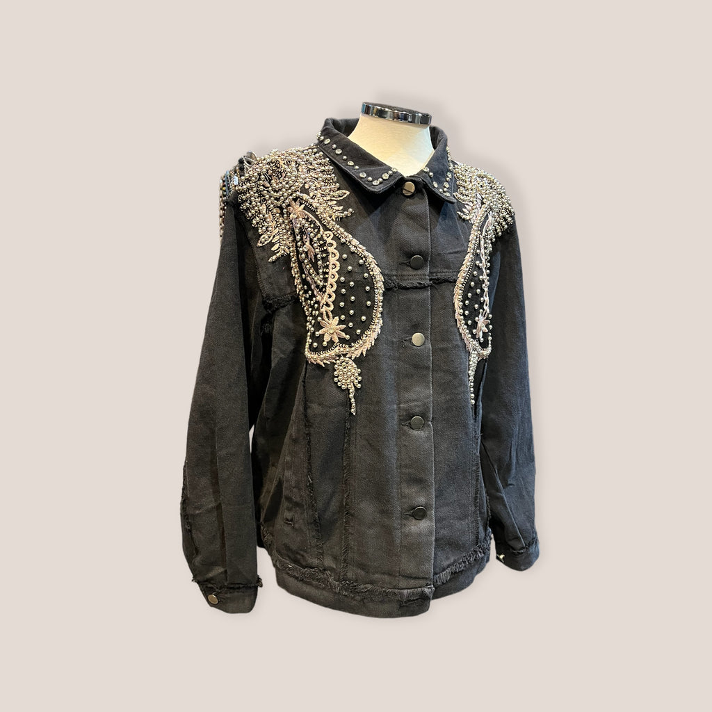 Chaqueta vaquera negra bordada