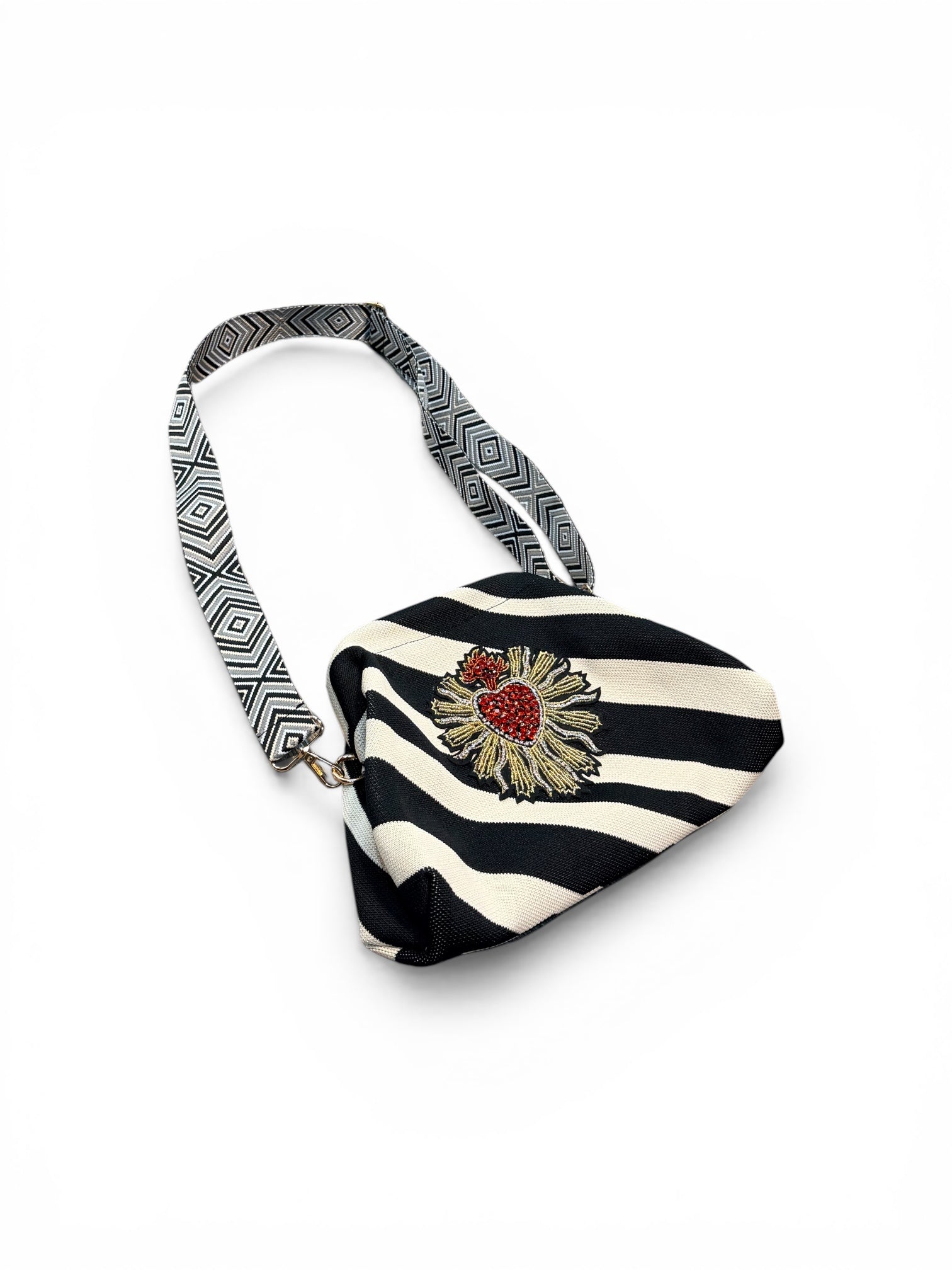 Bolso rayas con corazón