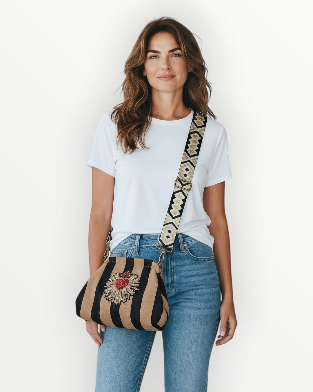 Bolso punto rayas con corazón pedrería