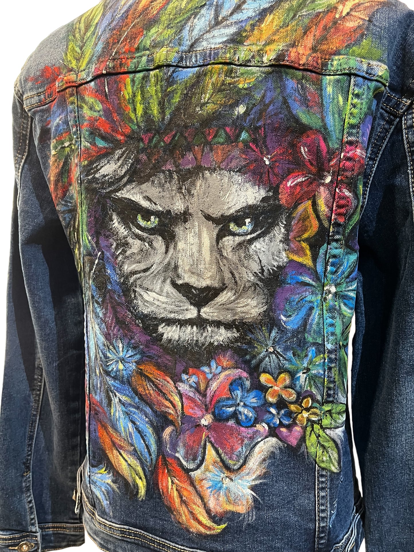 Chaqueta Vaquera León  Pintada artesanalmente