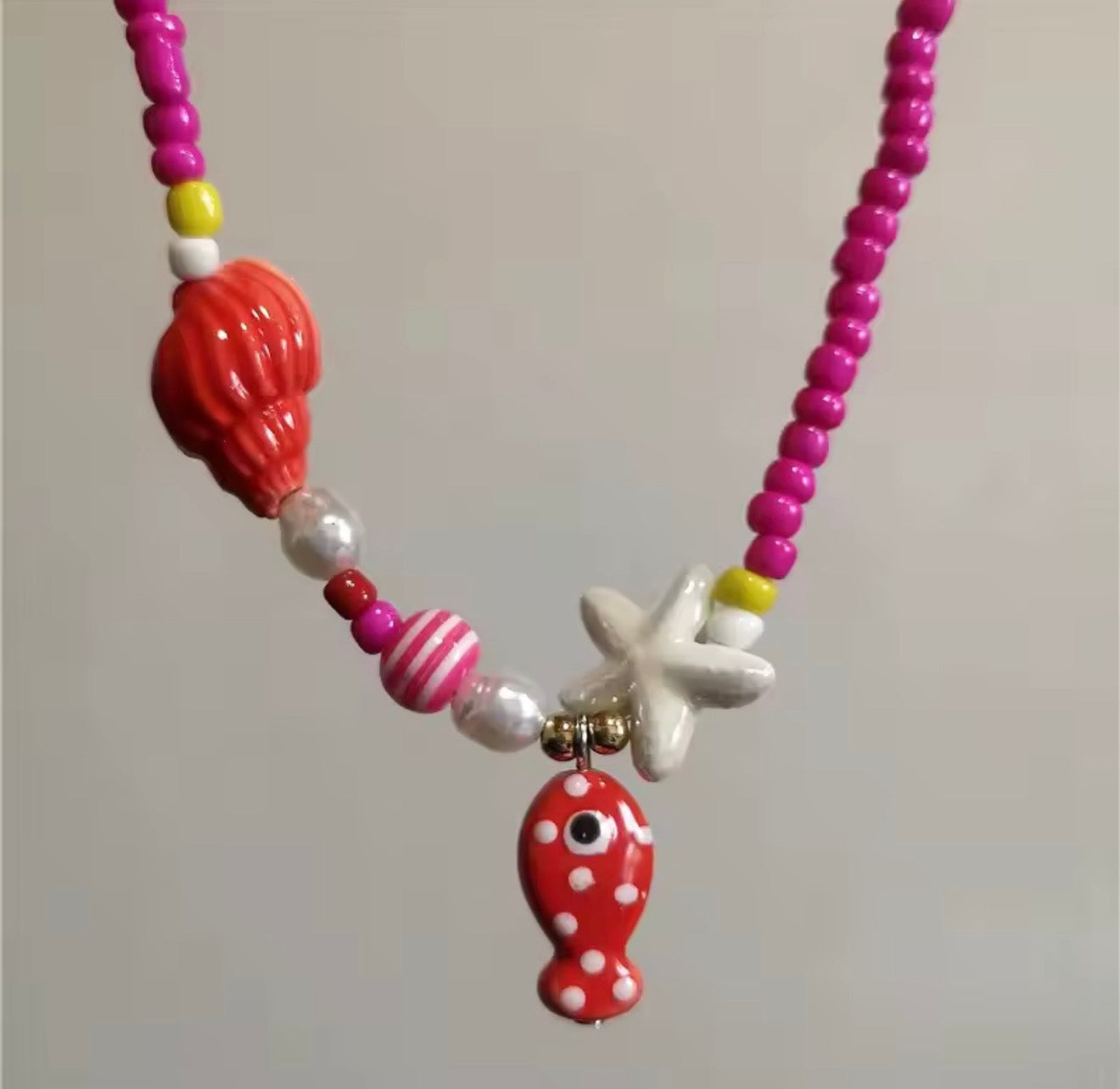 Collar abalorios Pez