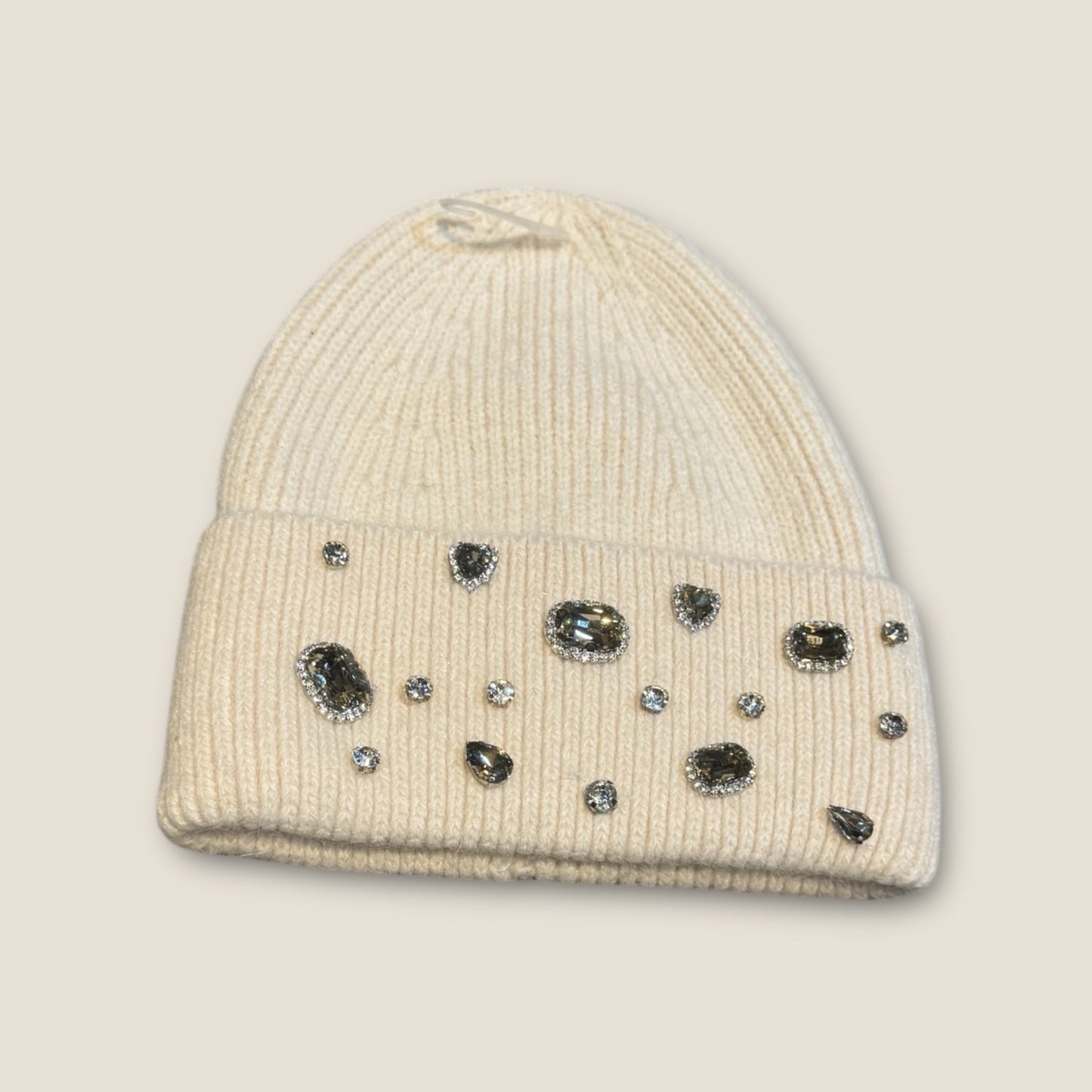 Gorro lana con pedrería