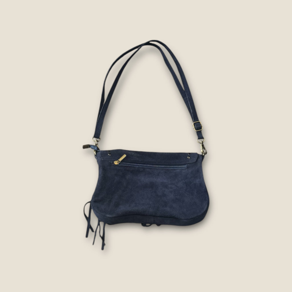 Bolso ante azul con corazón alado