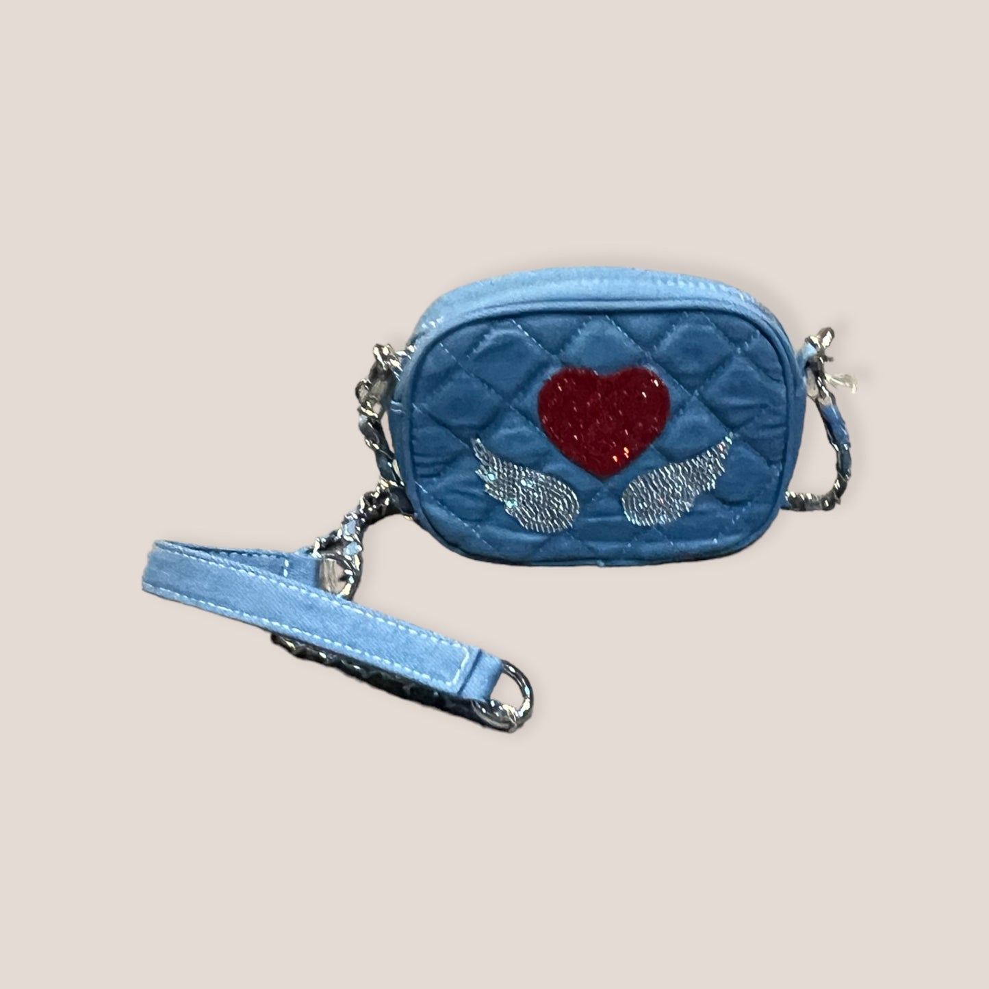 Bolso vaquero bandolera con corazon y alas strass