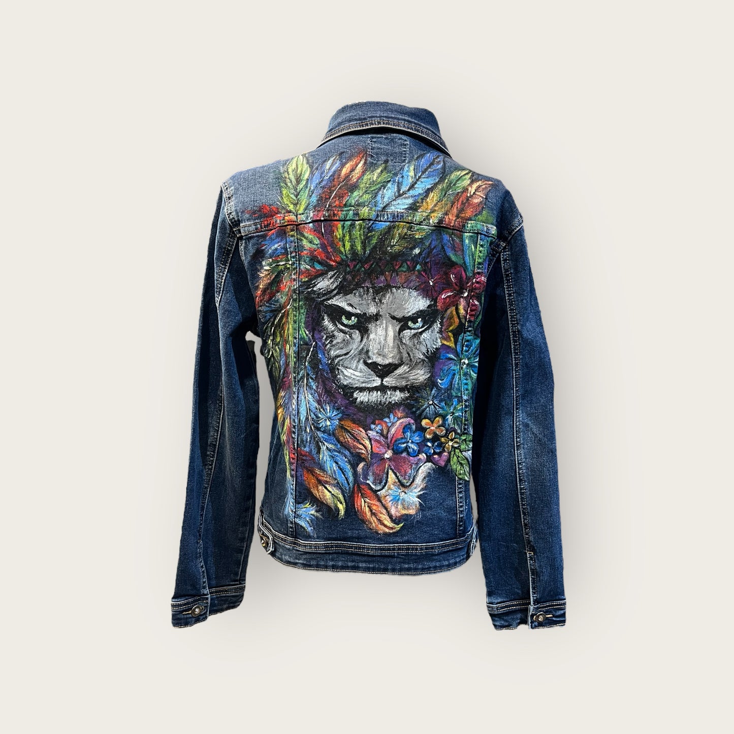 Chaqueta Vaquera León  Pintada artesanalmente