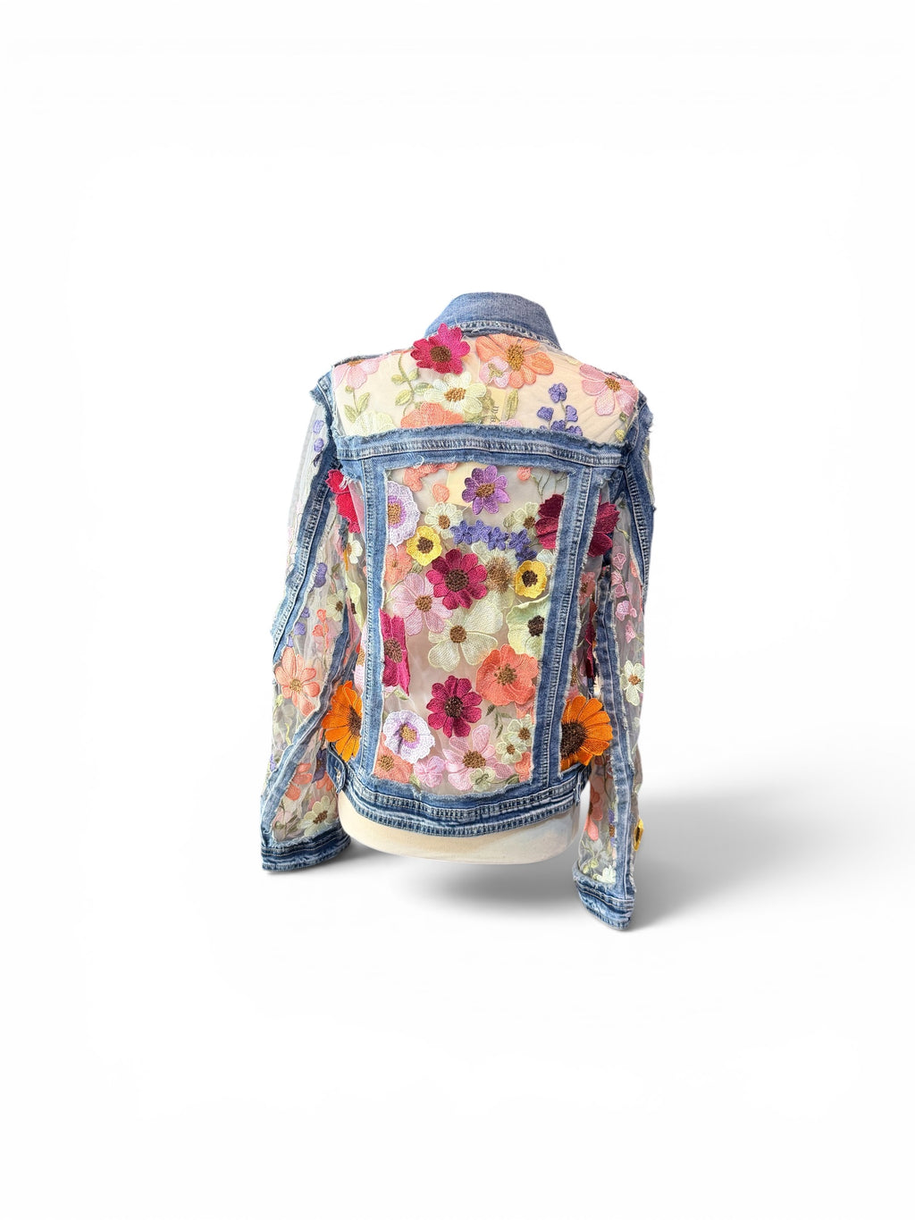 Chaqueta vaquera tul y flores
