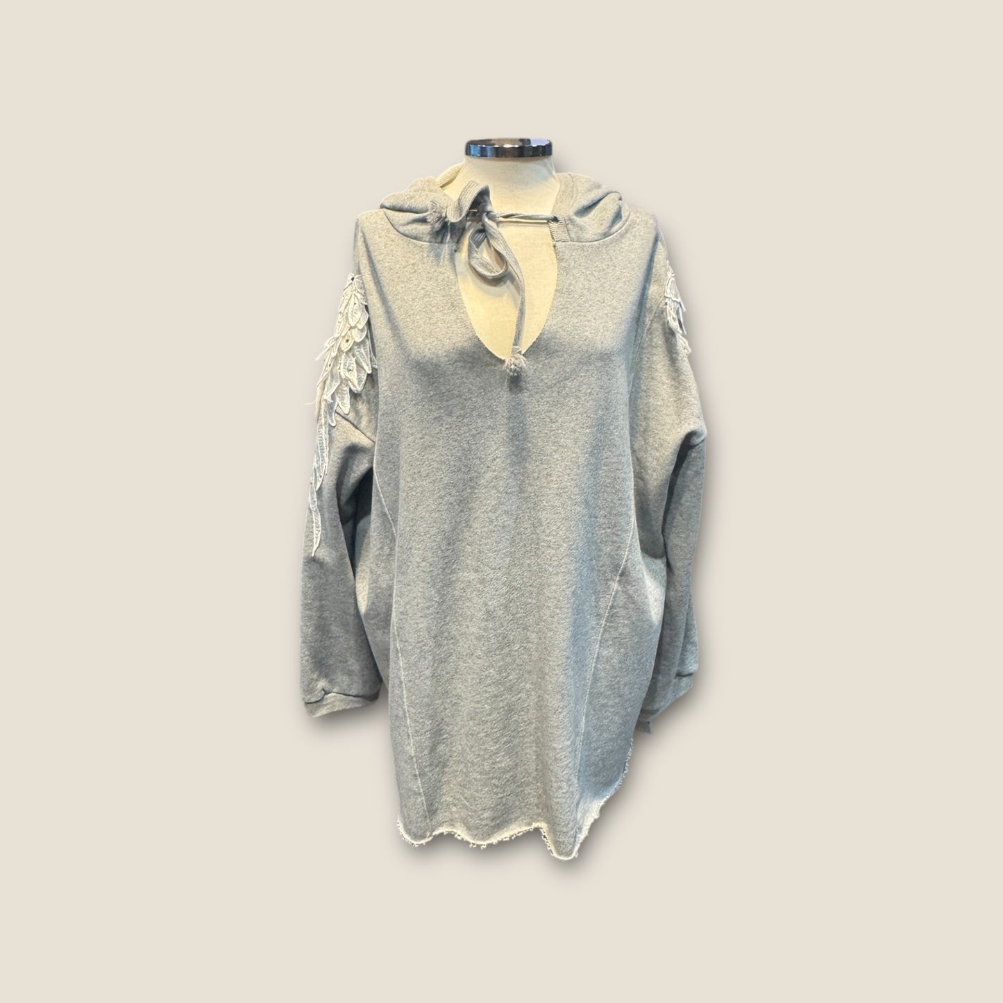 Sudadera oversize alas guipur