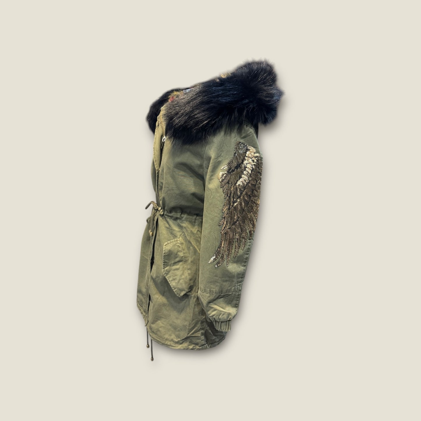 Parka 2 en 1 con alas de lentejuelas