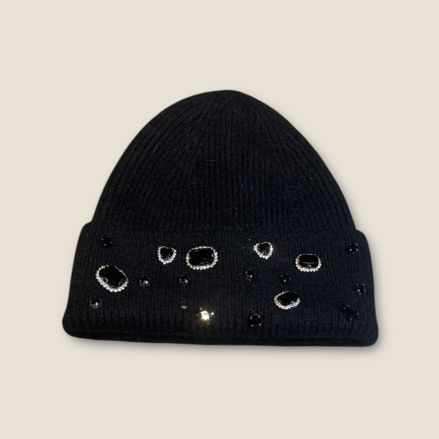 Gorro lana con pedrería