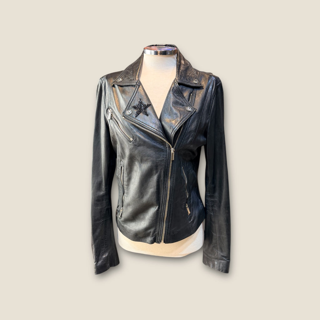 Cazadora piel con calavera