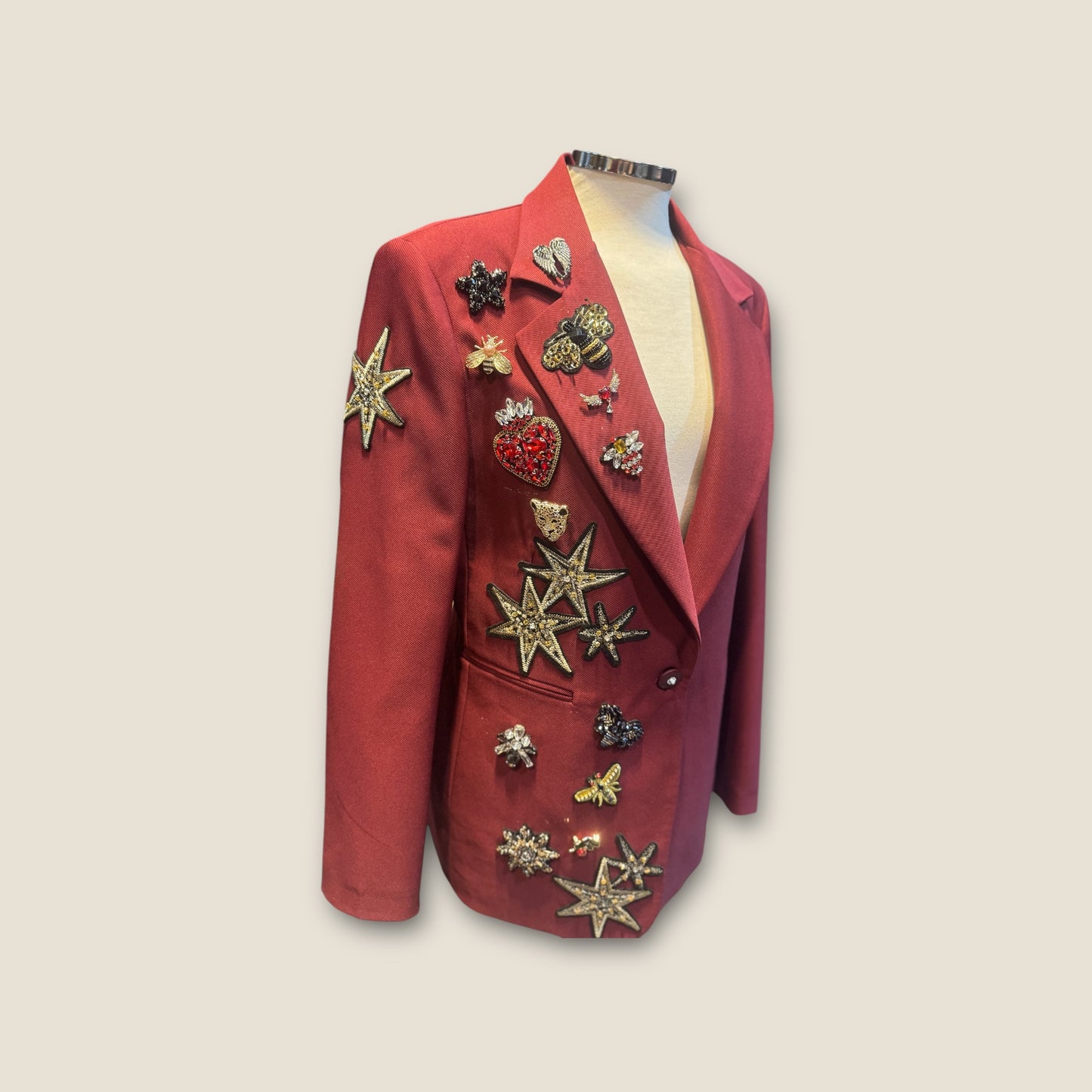 Blazer Granate con aplicaciones pedrería