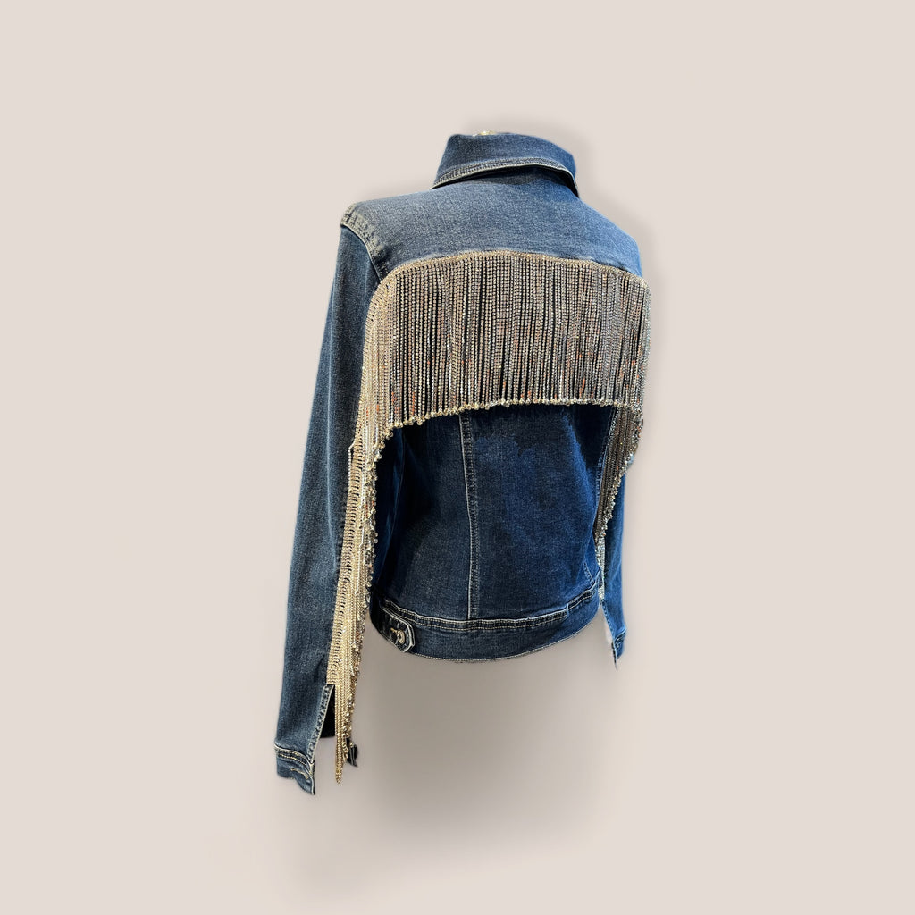 Chaqueta vaquera con flecos largos de pedreria