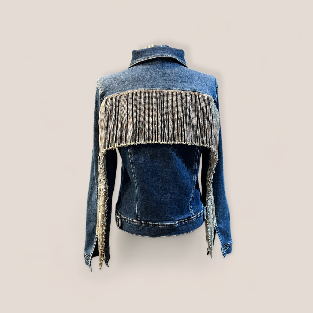 Chaqueta vaquera con flecos largos de pedreria