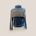 Chaqueta vaquera con flecos largos de pedreria