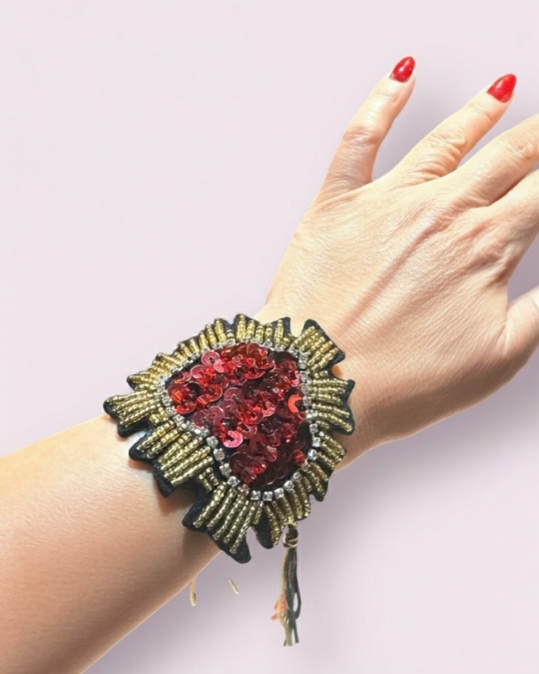 Pulsera macramé corazón