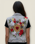 Chaleco Vaquero con flores y sagrado corazón