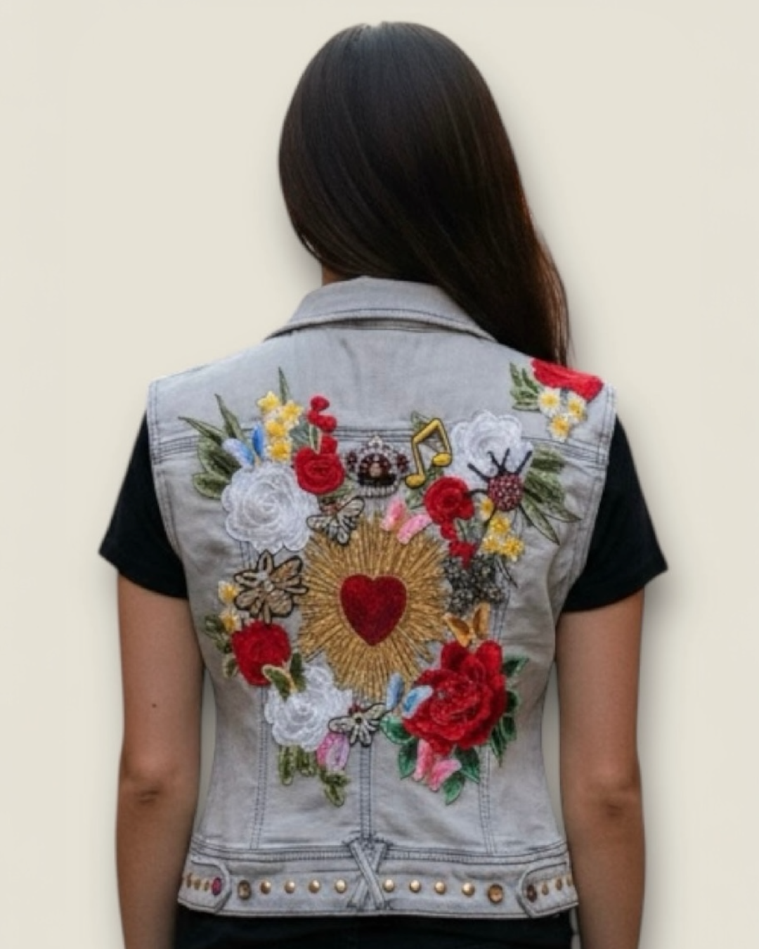 Chaleco Vaquero con flores y sagrado corazón