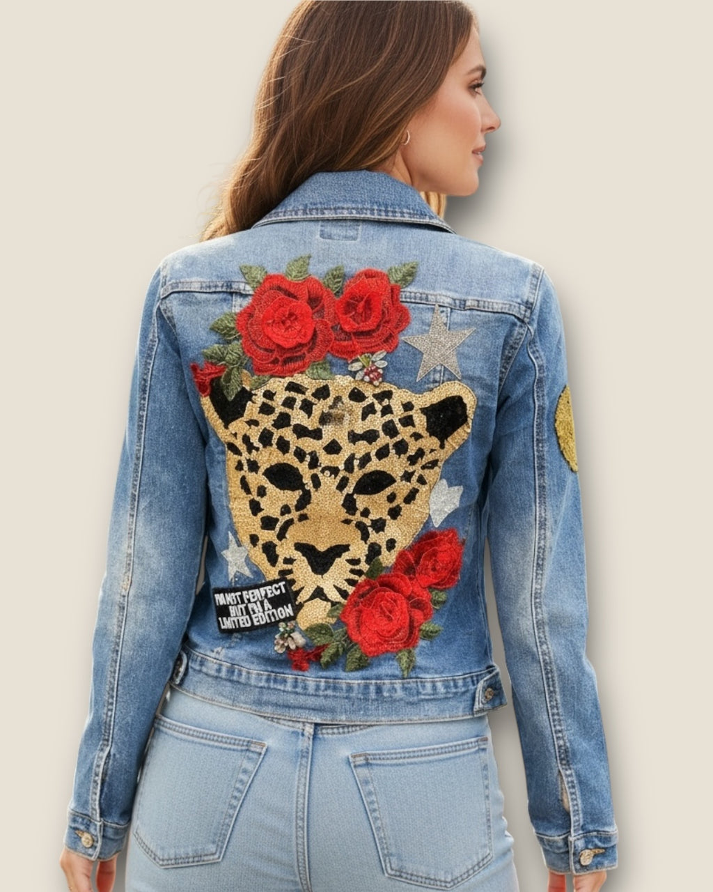 Chaqueta vaquera tigre lentejuelas y flores
