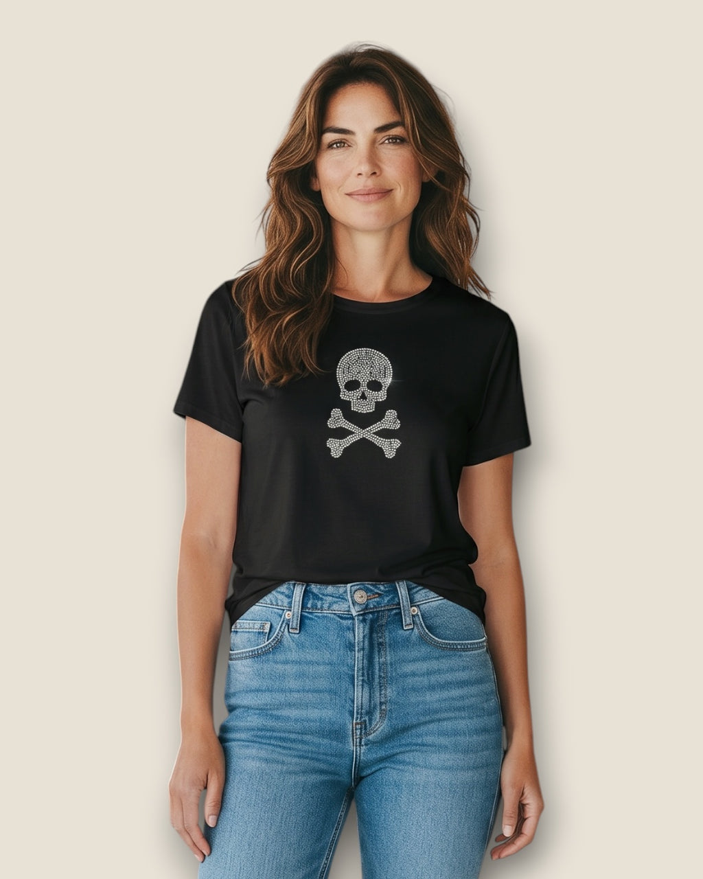 Camiseta calavera con tibias strass