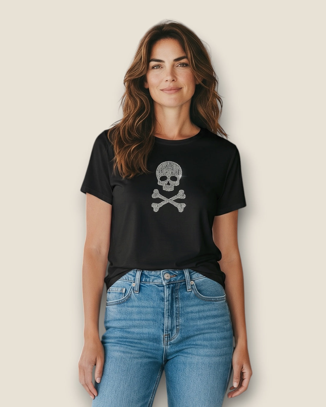 Camiseta calavera con tibias strass