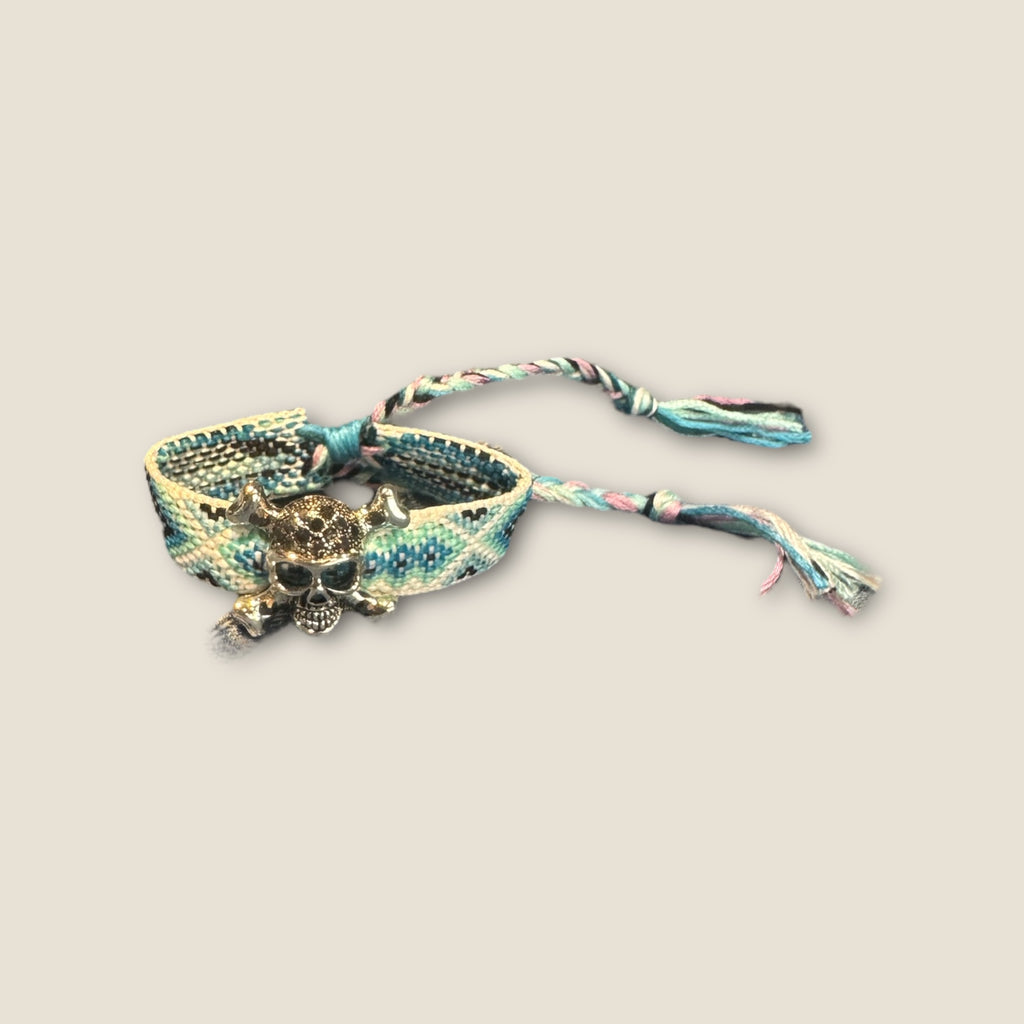 Pulsera macramé Calavera