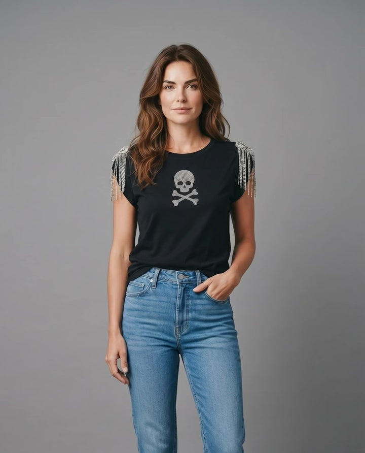 Camiseta hombreras pedrería y calavera strass